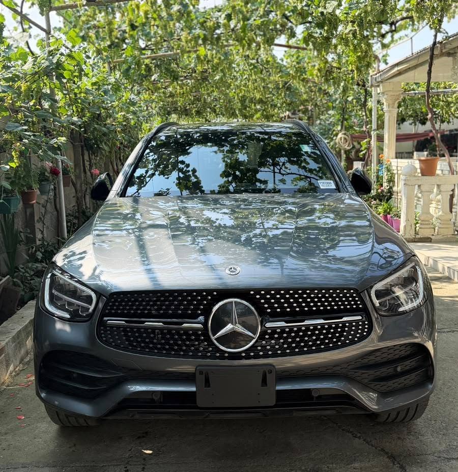 GLC 300 2021 — 30,000$