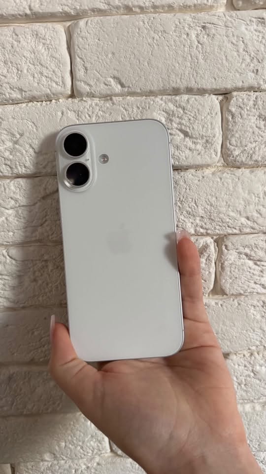 IP 16 ბატარეა 83% 128 GB 1950