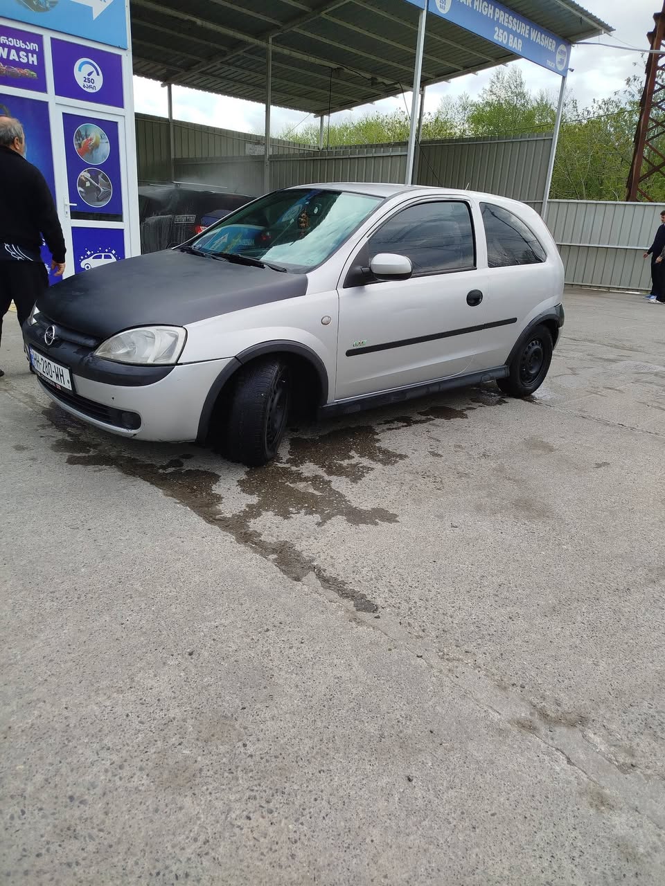 For sale Volkswagen Golf 1.0 2002 with mechanics for 2,000$