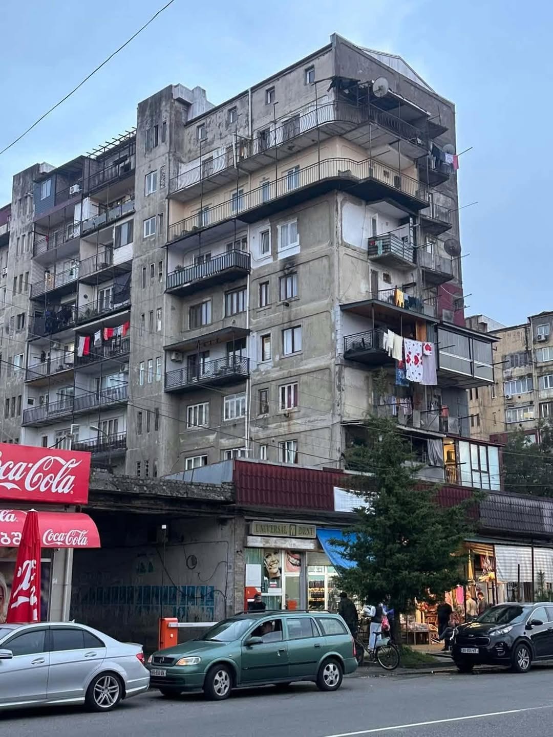 В Кобулети на улице Руставели продается 140 кв. — 95,000$