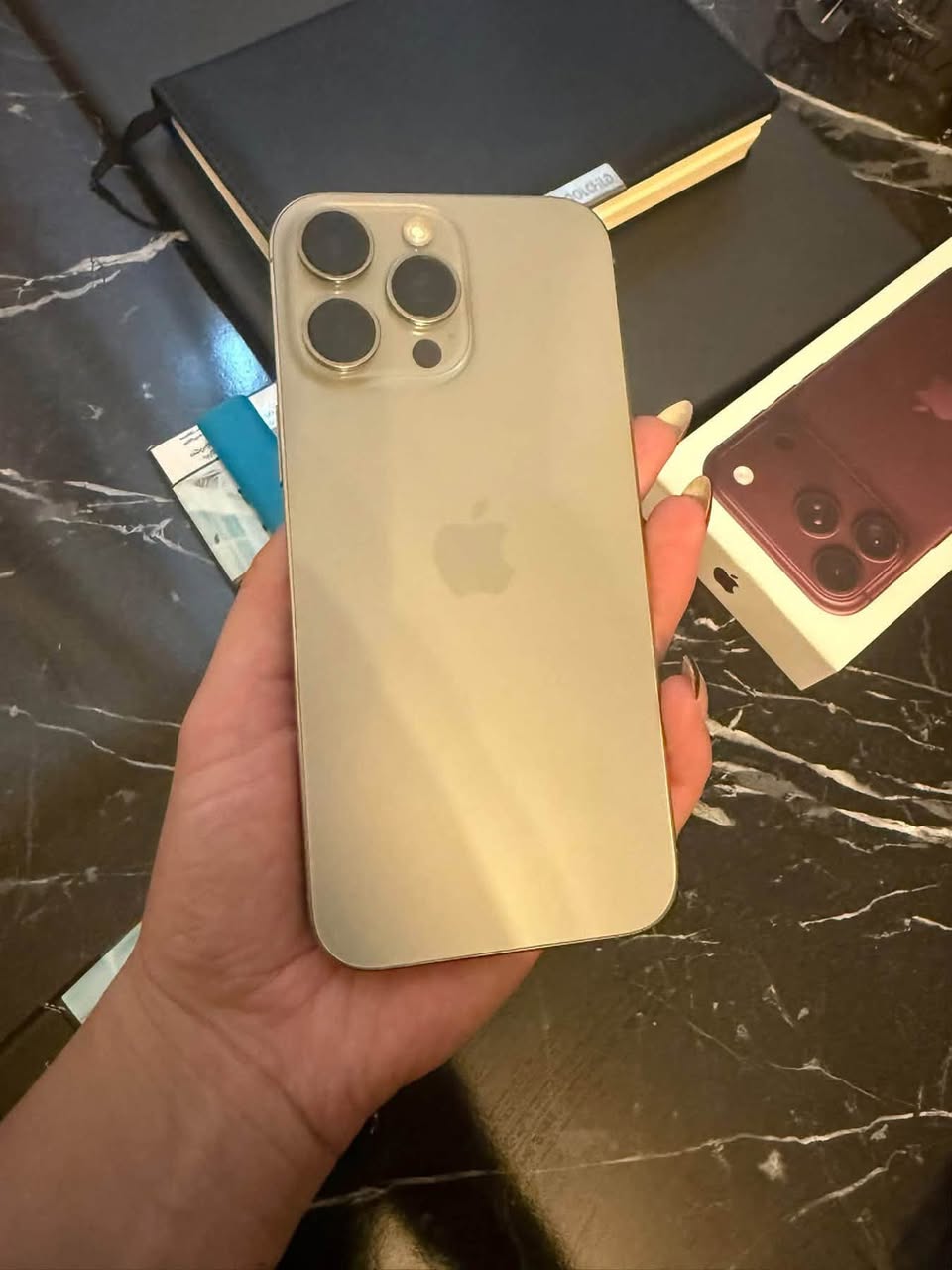 iPhone 16 Pro Max, იყიდება