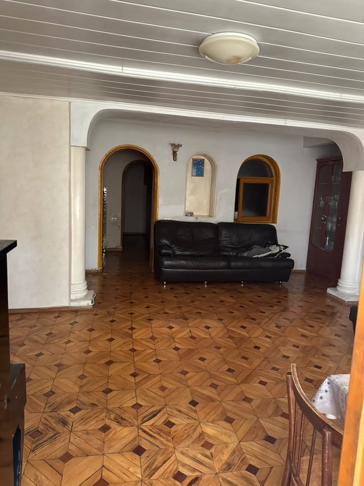 Apartment for rent, Tbilisi — 1,300 ₾