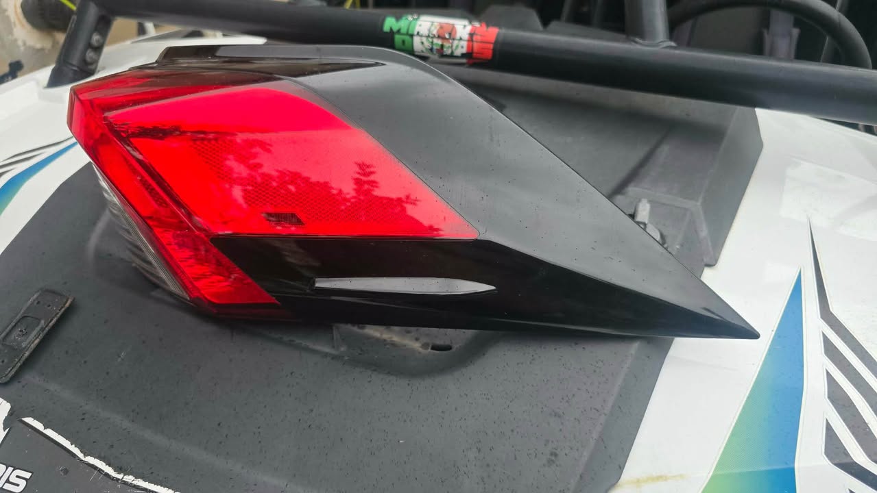 RAV4 2018-2024 orijinal arxa şüşəsi