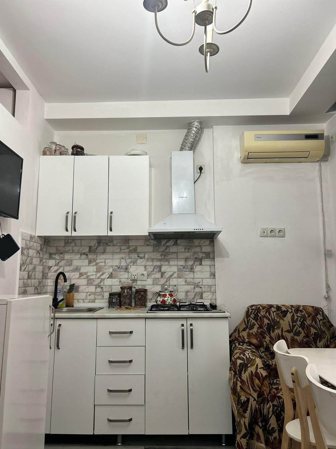 იყიდება ბინა, ბათუმი — $35,000