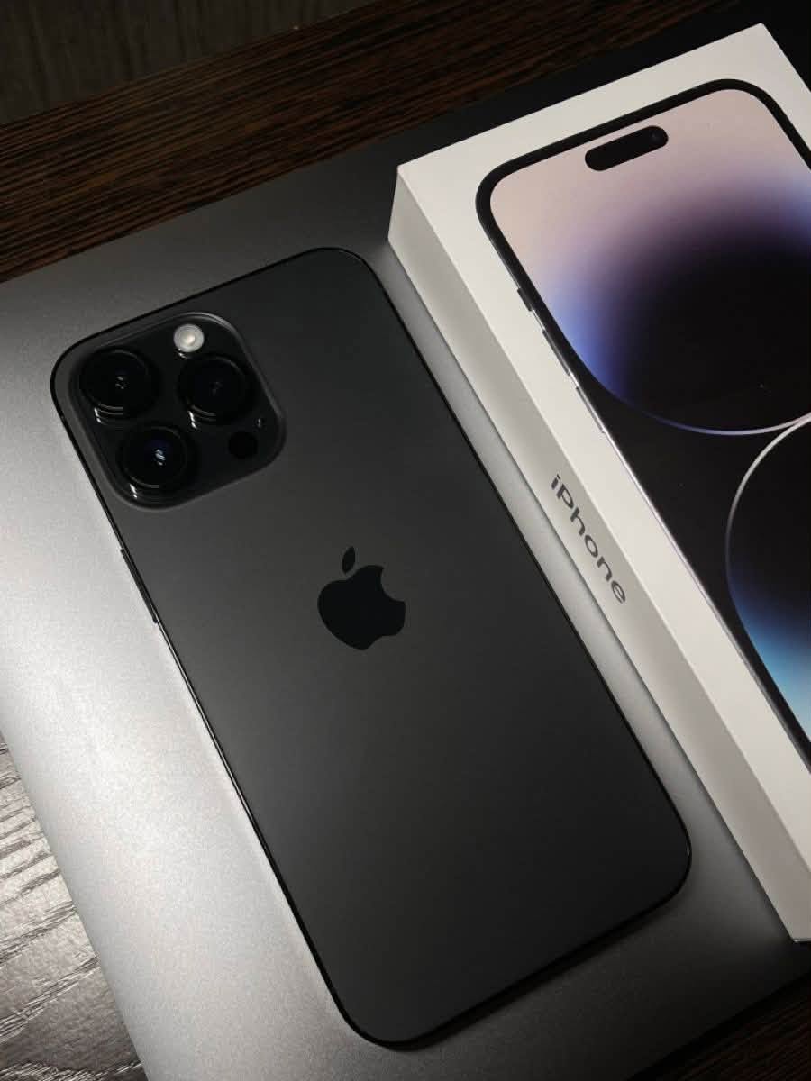 Telefon — 1,700₾