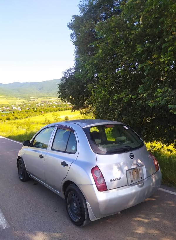 Avtomobil 2003 — 1,200$