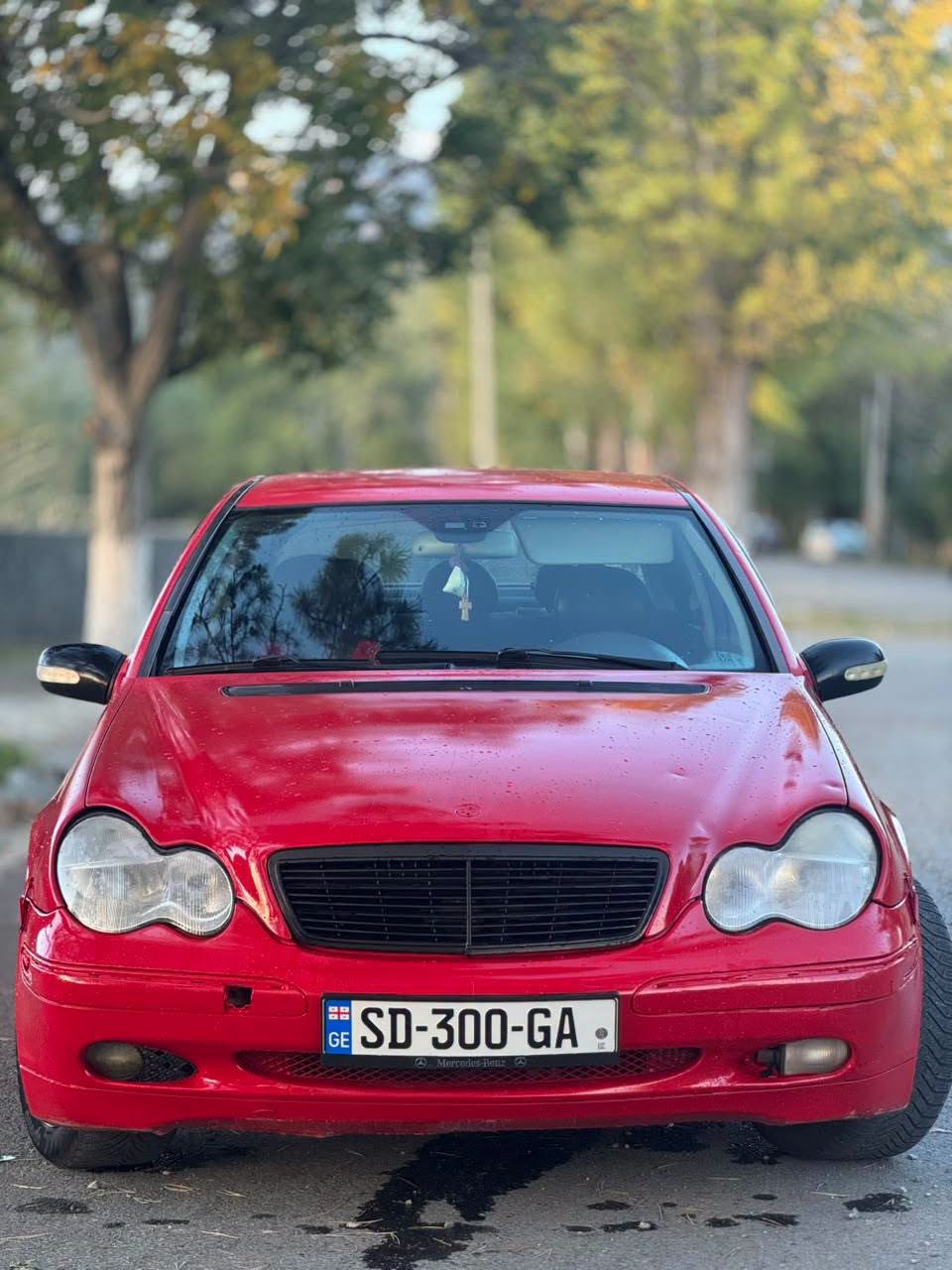 Avtomobil 2001
