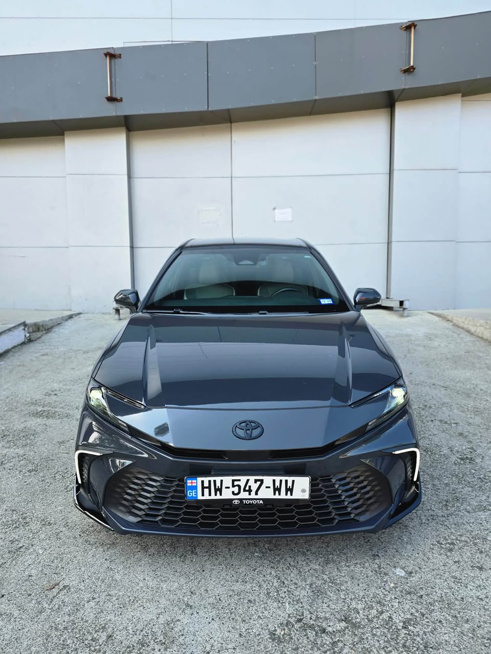 Toyota Camry 2024 — 23,000$