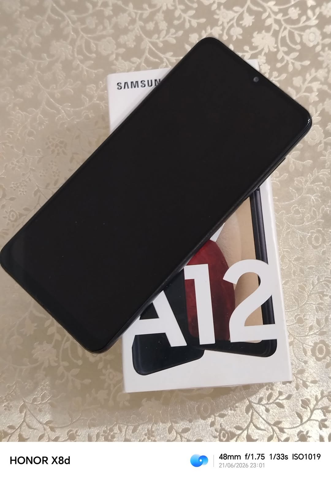 იყიდება samsung A12, ახალივითაა,მუშაობს იდიალურად,ფასი 150