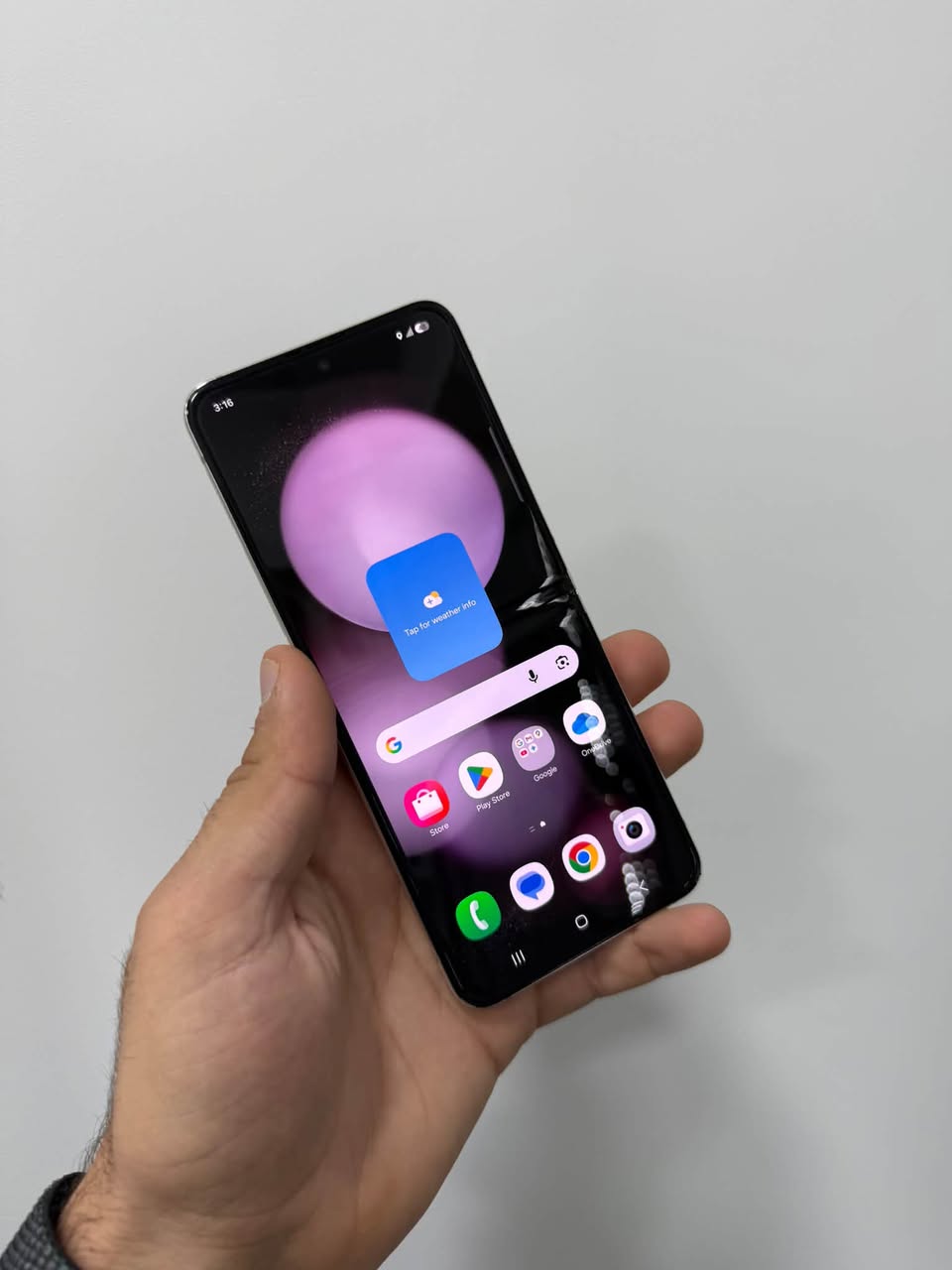 Samsung Galaxy Z Flip5 8/256gb Հեռախոսը — 129,000֏
