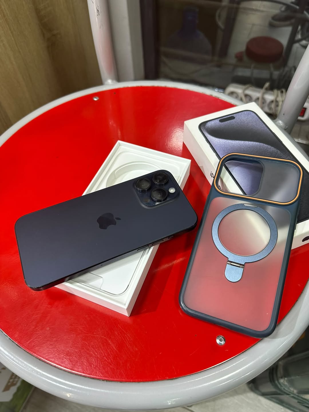 iPhone 15 Pro Max factory unlocked — 200,000֏