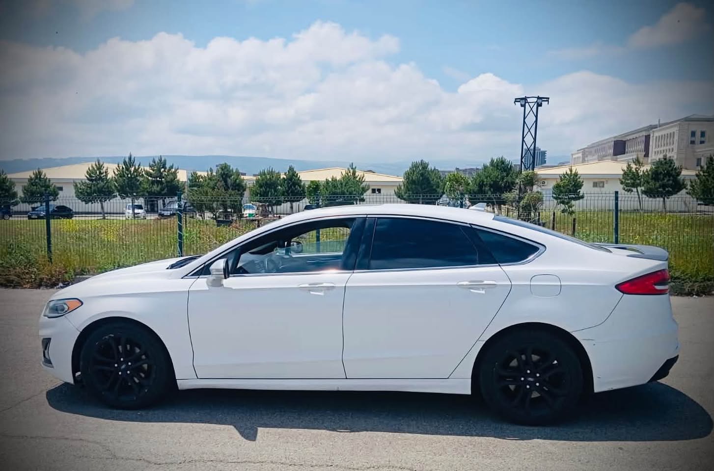 Ford Fusion 2019 — 7,500$