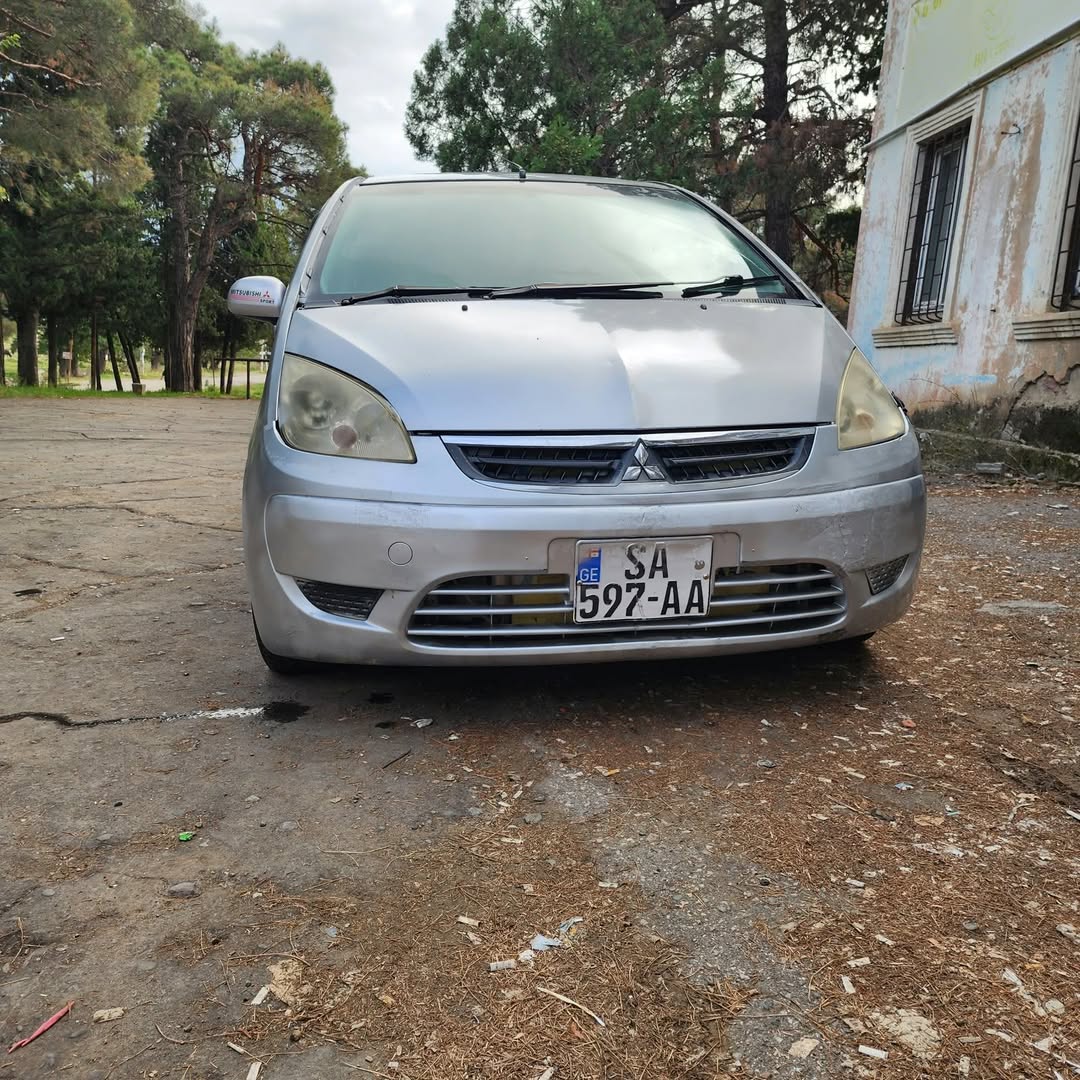 ქირავდება მიცუბიშ კოლტი 2005 წლიანი 1,3