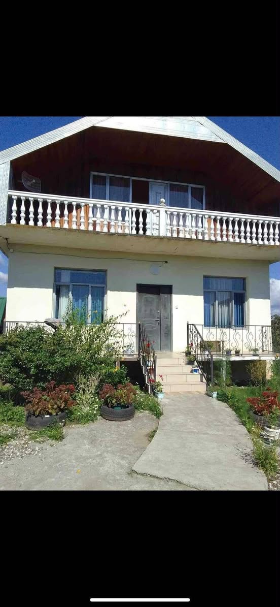 იყიდება მეპატრონისგან ზუგდიდიდ რაიონ სოფელ ურთაში — 40,000$