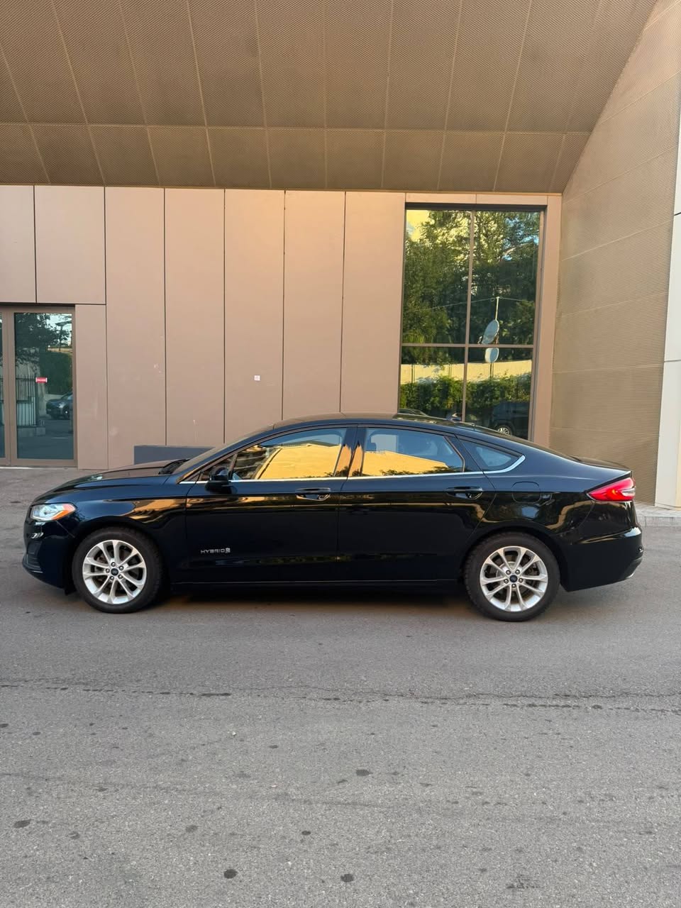 Ford Fusion 2019 — 10,300$
