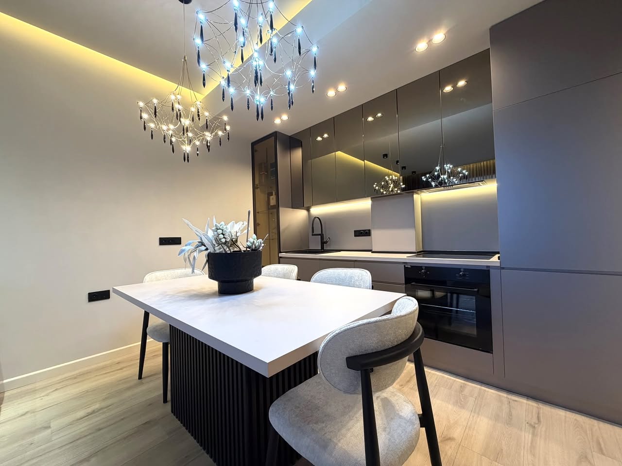 🏡 იყიდება დიდ დიღომში, ფარანავზ მეფის — 95,000$