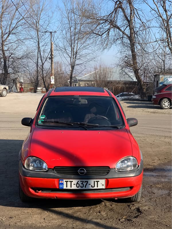 Avtomobil