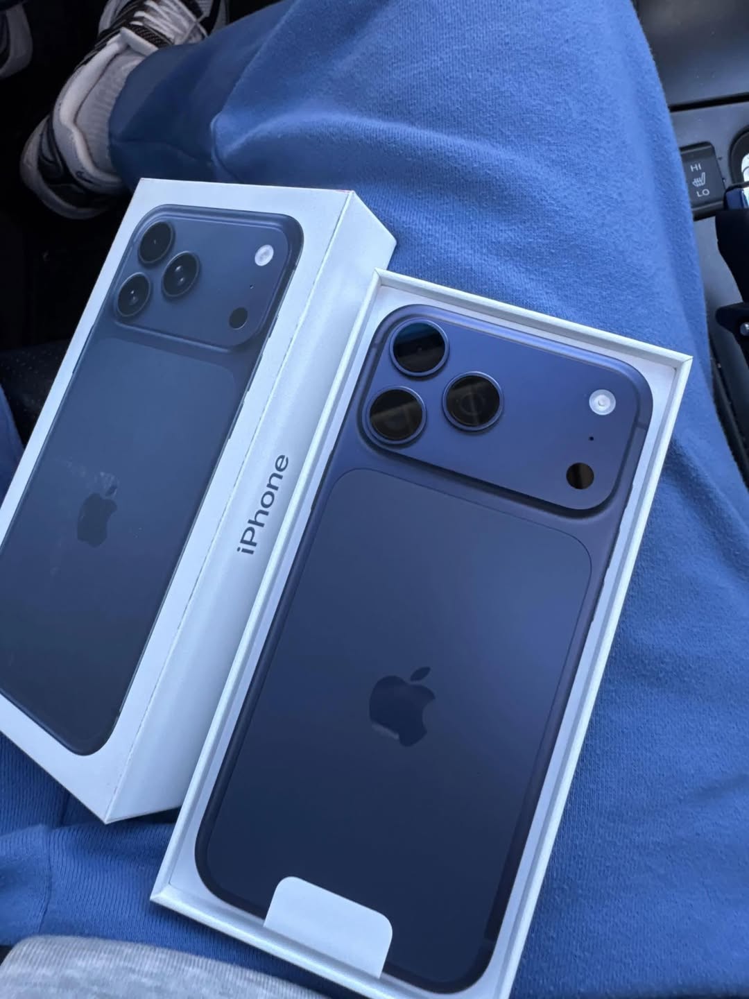 Iphone 17 pro max (Blue) 256gb — 330,000֏