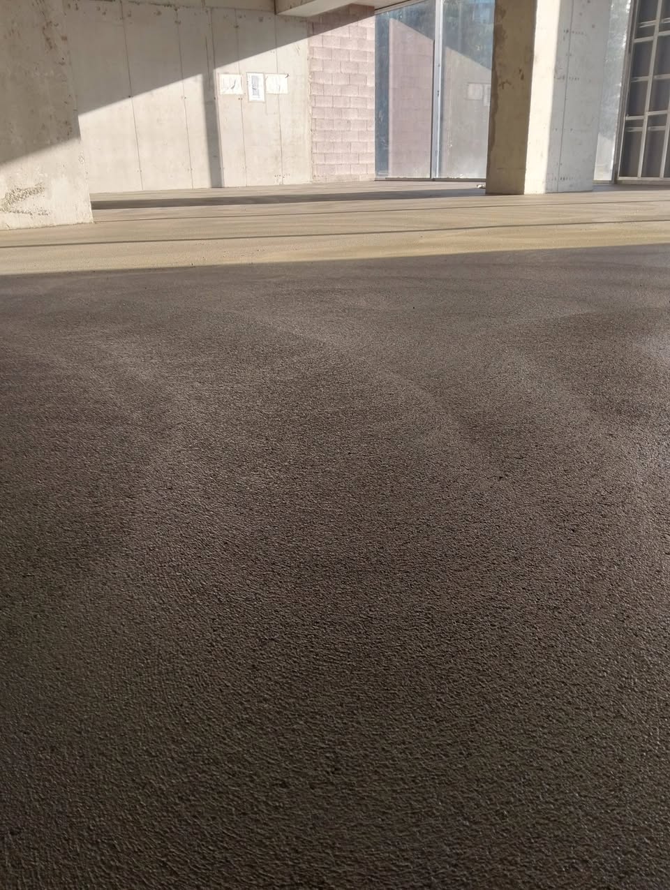 Sizə parketinin qabıqçılığı, dartılması və ştafşkaya ilə örtülməsini təklif edirik