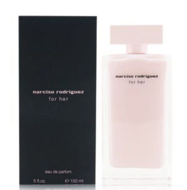 Narciso Rodriguez For Her 2003-cü ildə çiçəkli qoxudur.