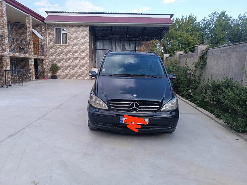 Mercedes-Benz 2003