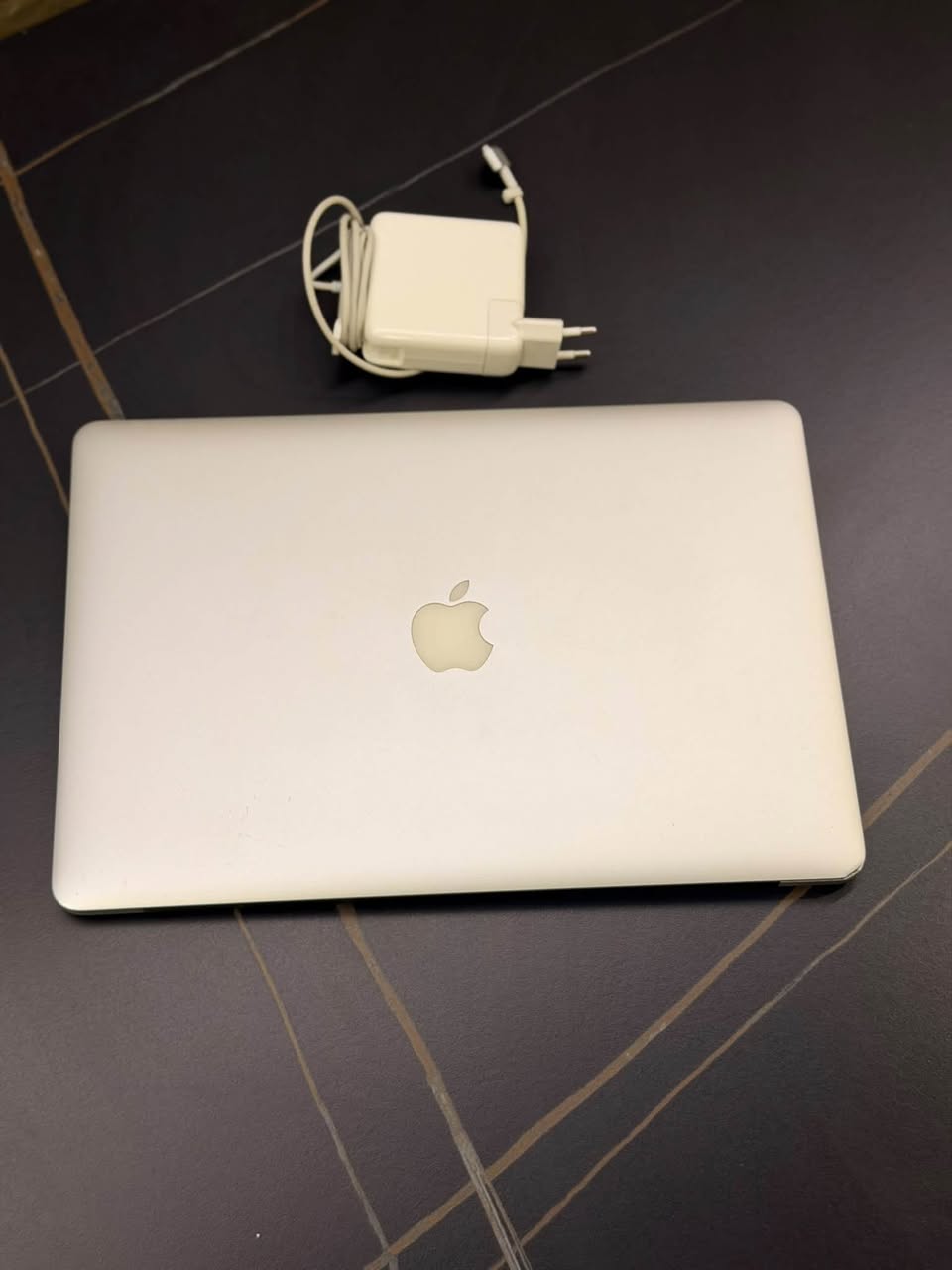 Macbook Pro Intel Core i7 15.4-inç