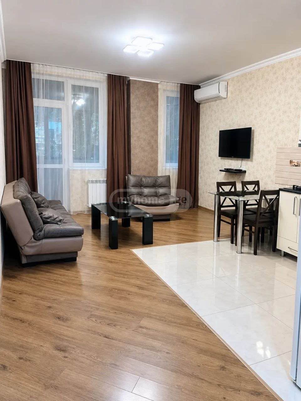Сдаётся 2-комнатная квартира, Тбилиси — $650