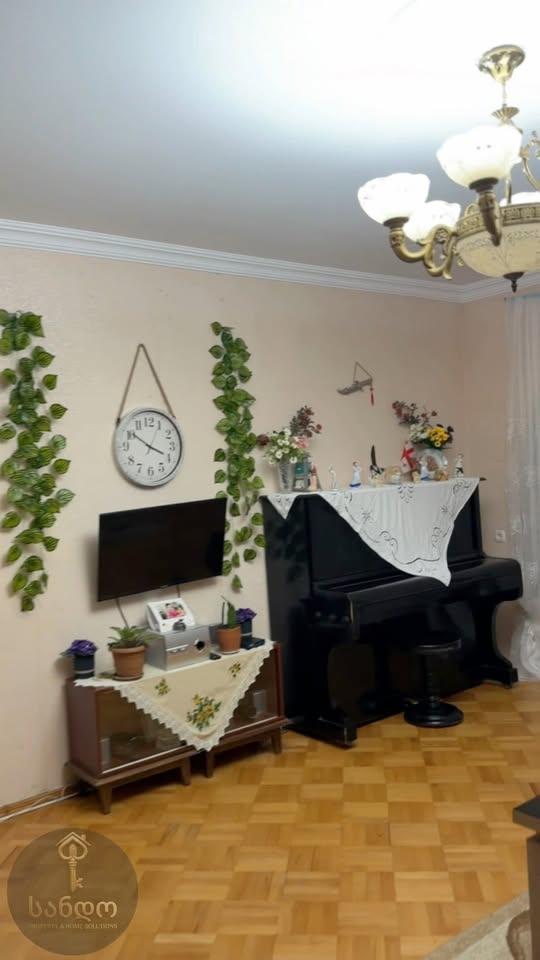 🏢 4-otaqlı mənzil Qərbi Gürcüstanda Kutaisi şəhərində satılır! 📍 — 87,000$