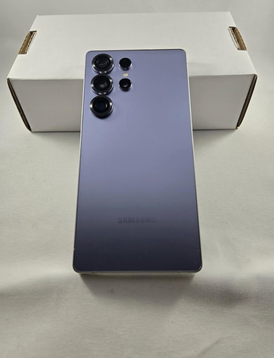 **Samsung Galaxy S25 Ultra 12/256GB –