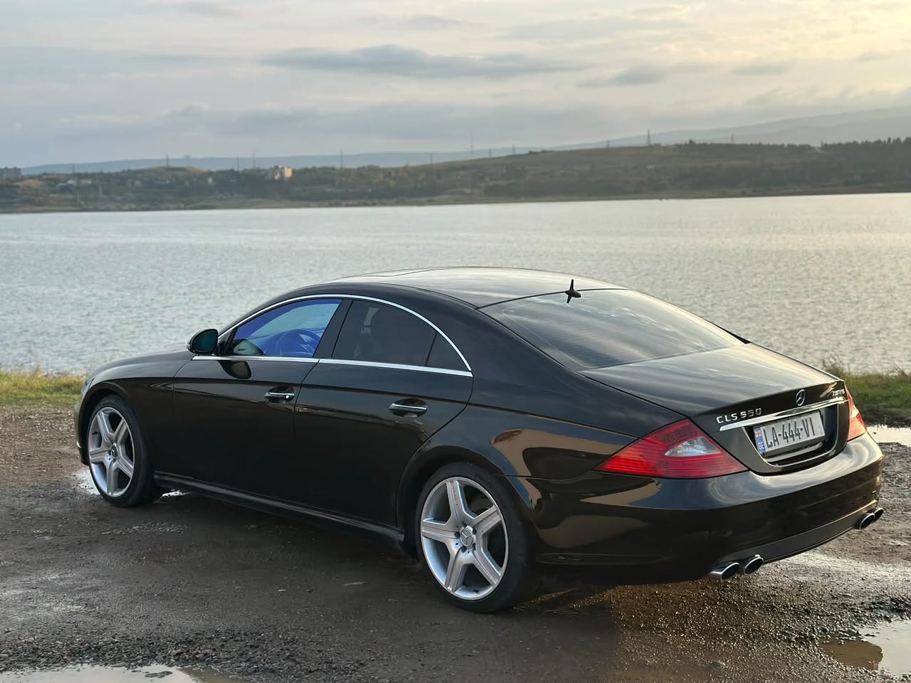 იყიდება cls 3.5 ძრავი იდეალურ მდგომარეობაში
