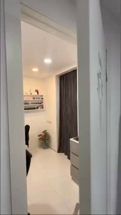 💅✨ 16 Kasım'dan itibaren tırnak masası kiralanacaktır — 250₾
