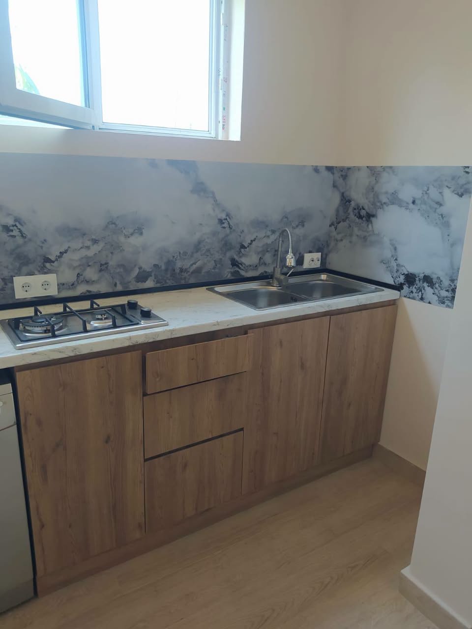 🏡 Վարձվում է Սանզոնայում: 40M2 ստուդիա վարձվում է — 900₾