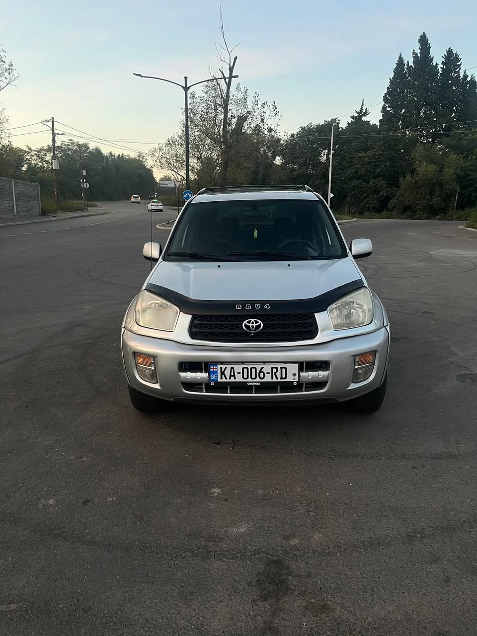 RAV4 2002 — 4,500$