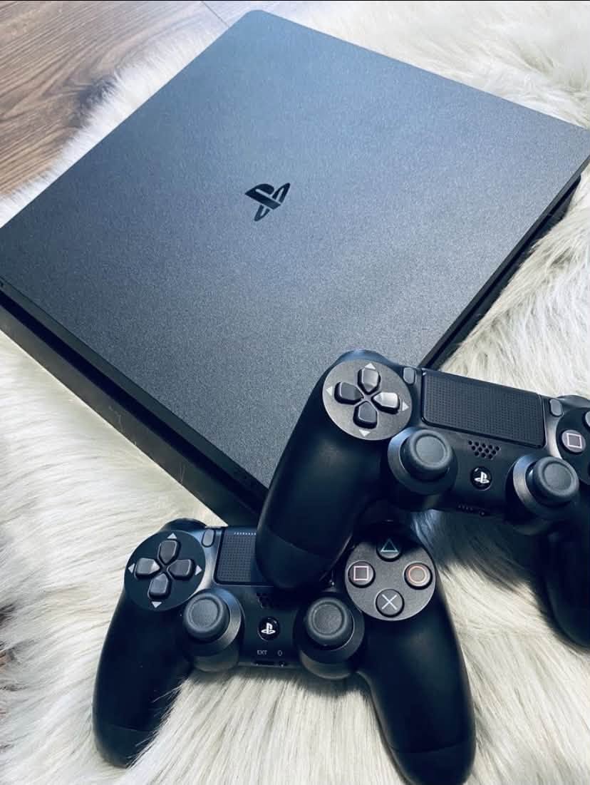 Շտապ ‼️ Վաճառվումա playstation 4 slim