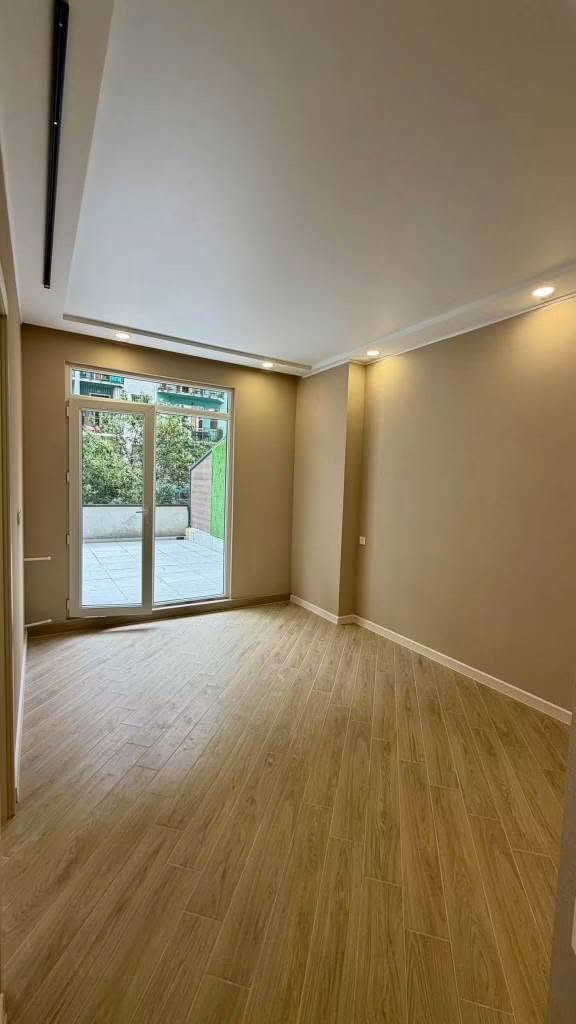 იყიდება 3-ოთახიანი ბინა, ბათუმი — $135,000
