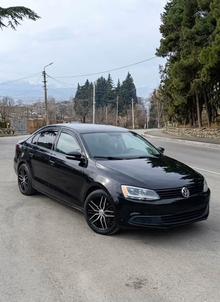 Volkswagen Jetta — 5,300$