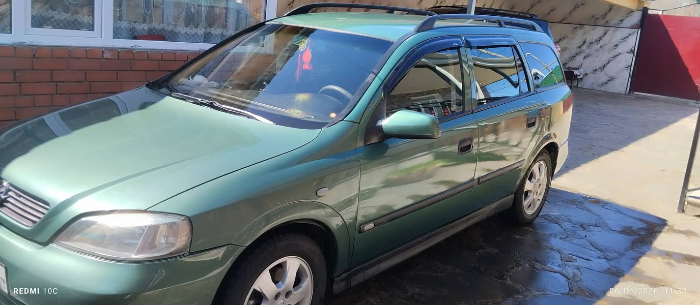Opel 1999