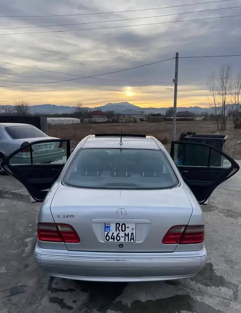 ავტომობილი
