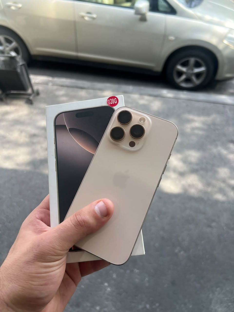 iPhone 16 Pro gorcaranayin 88% gtnvum — 250,000֏