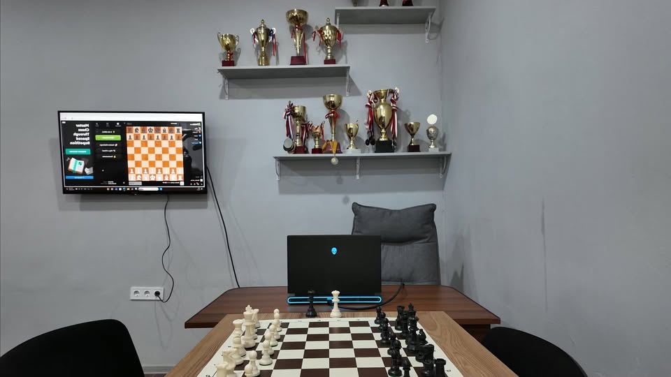 მოგესალმებით 🥳 დიღმის მასივში საჭადრაკო აკადემია