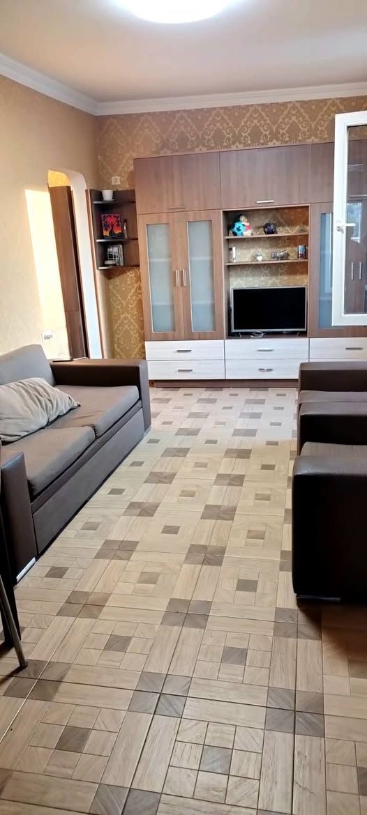 2 odaya sahip daire kiraya verilir, Tiflis - $400