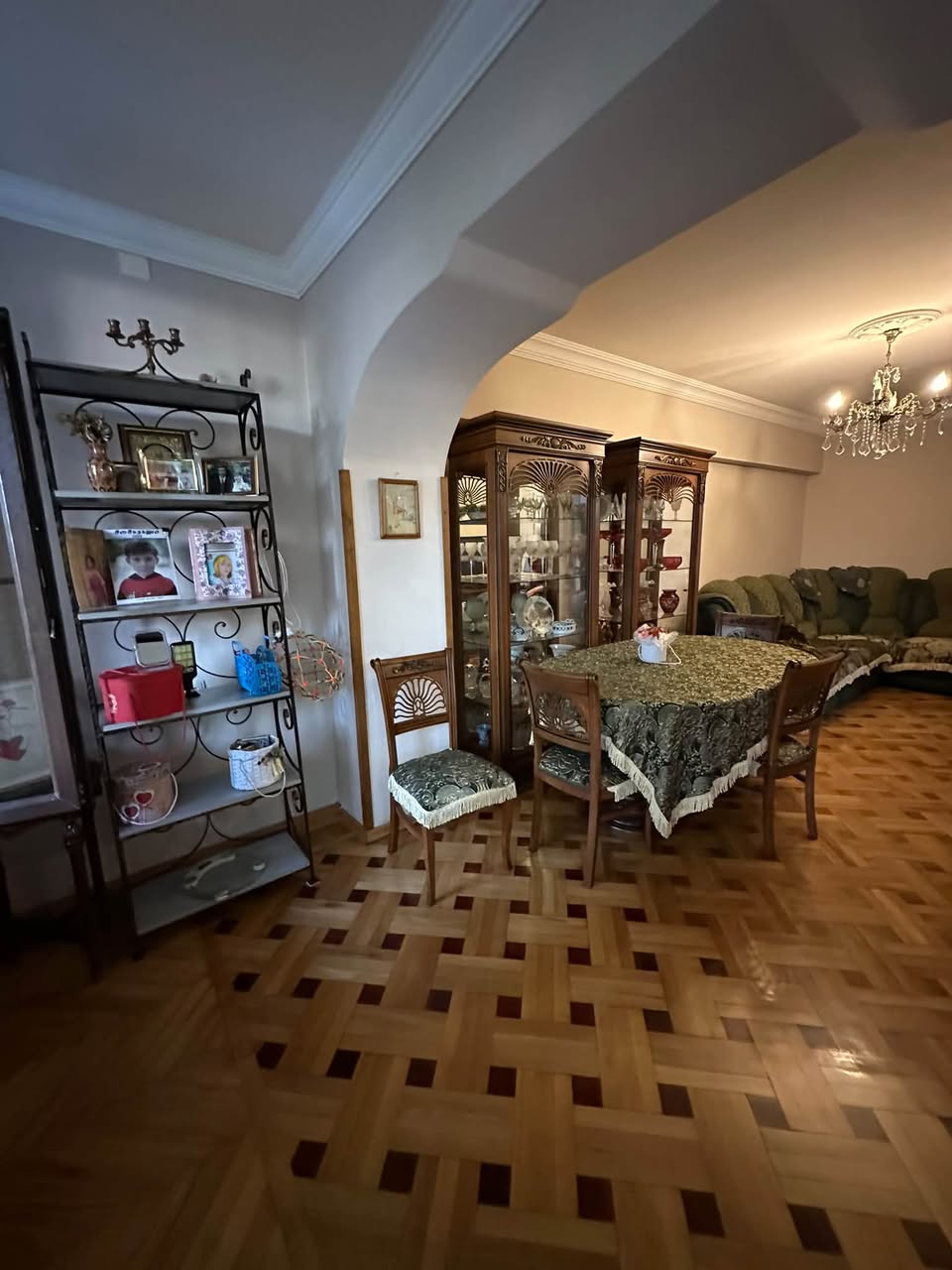 იყიდება ბინა, ბათუმი — $200,000
