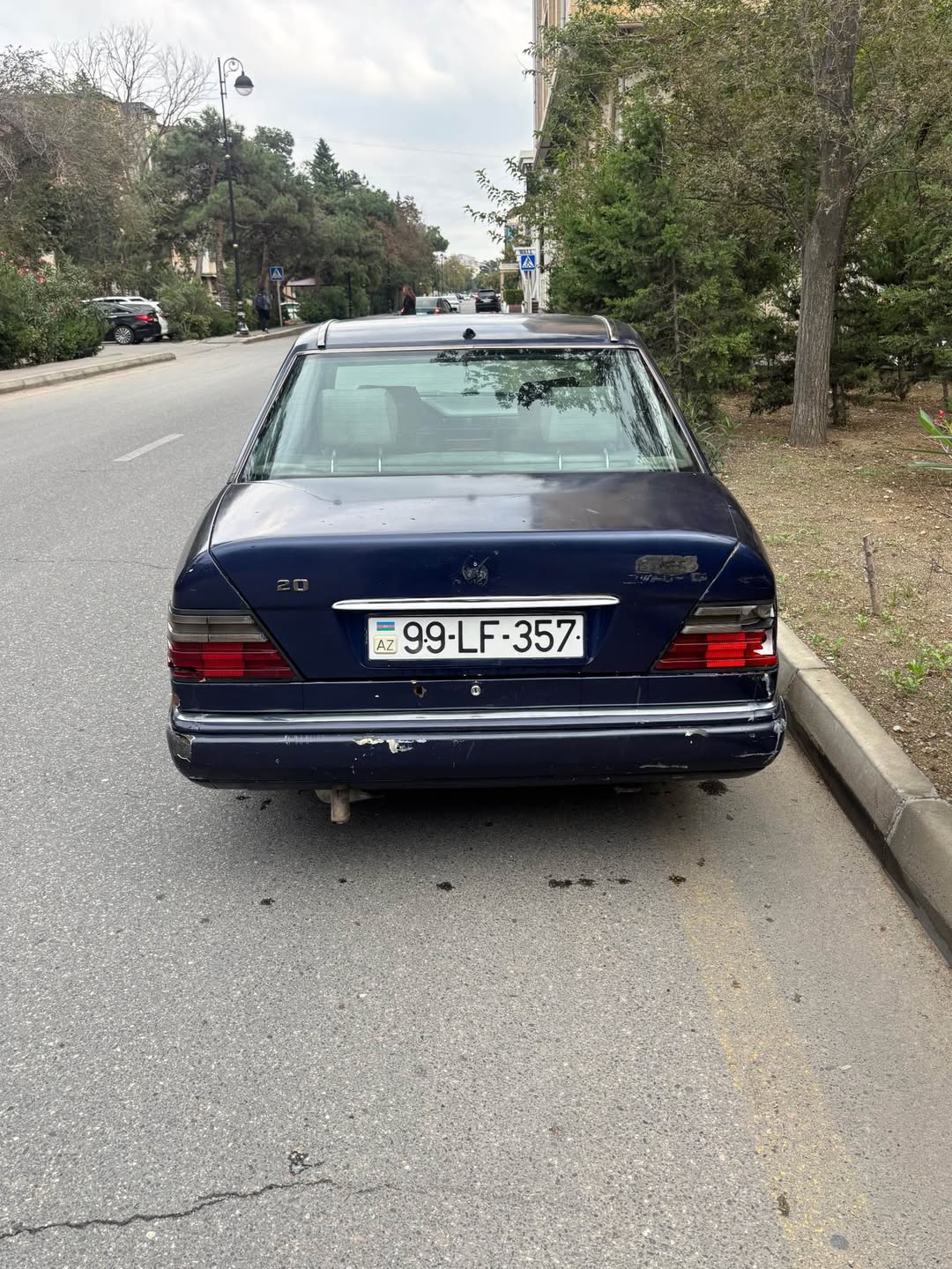 Avtomobil 1995 — 2,700₼