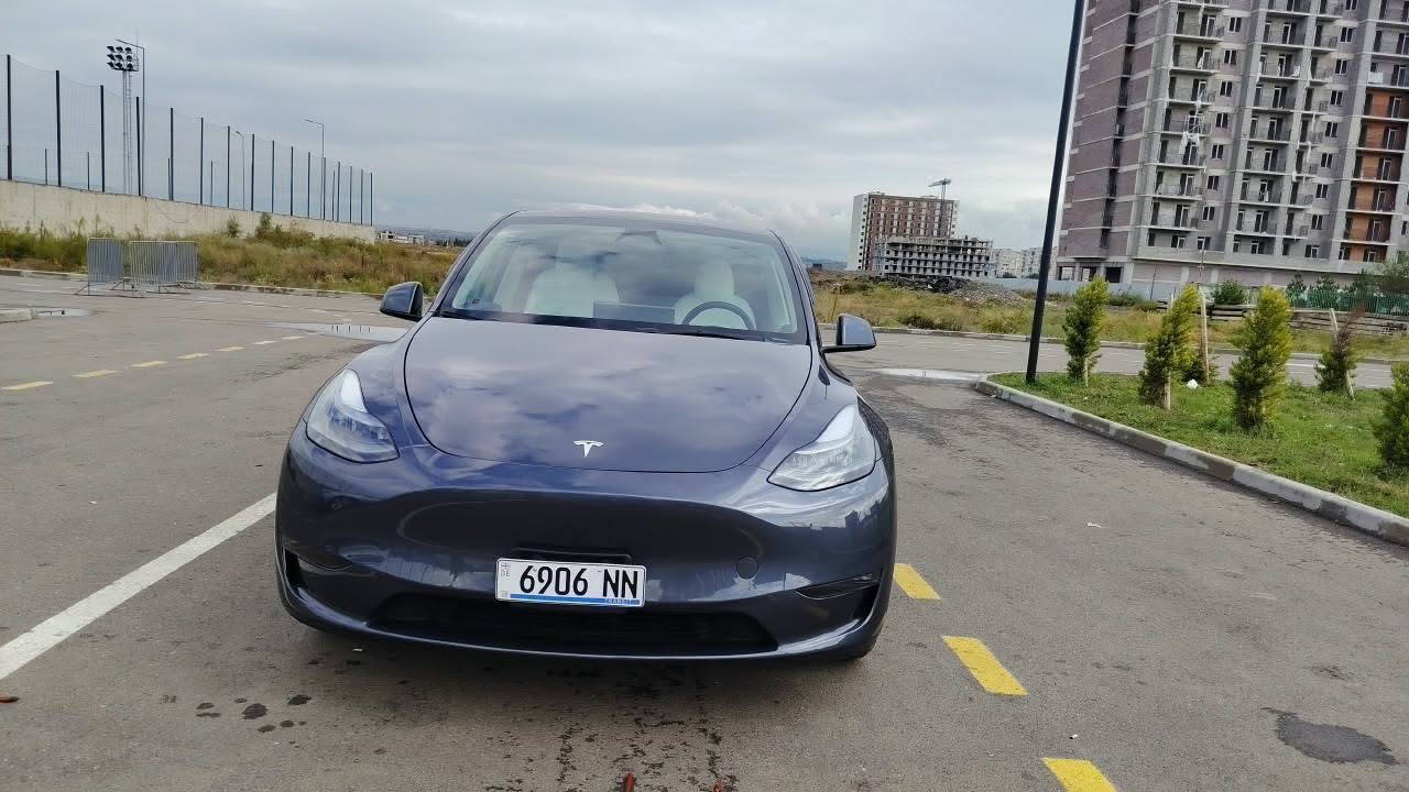 Avtomobil 2023 — 23,000$