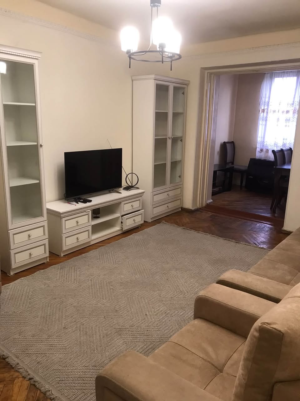 A 3-room apartment is for sale in Ajapnyak, first floor — 125,000$