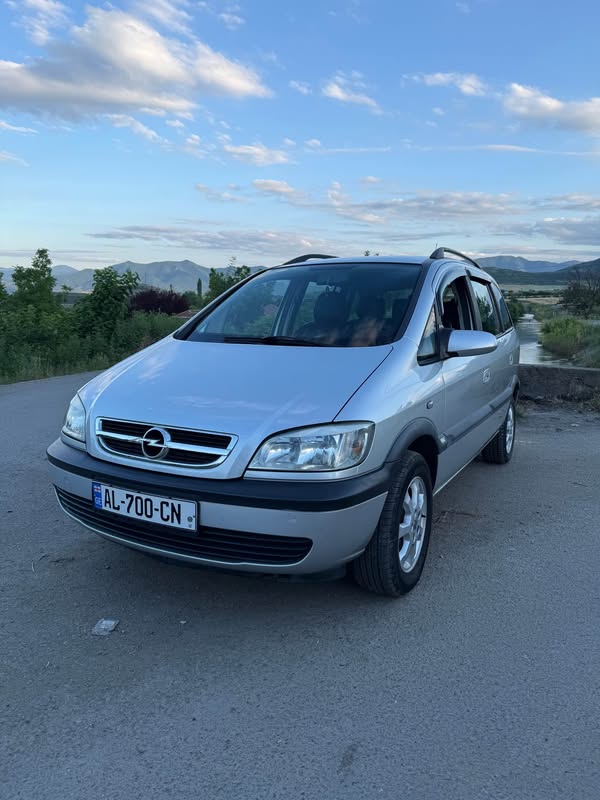 Opel 2005