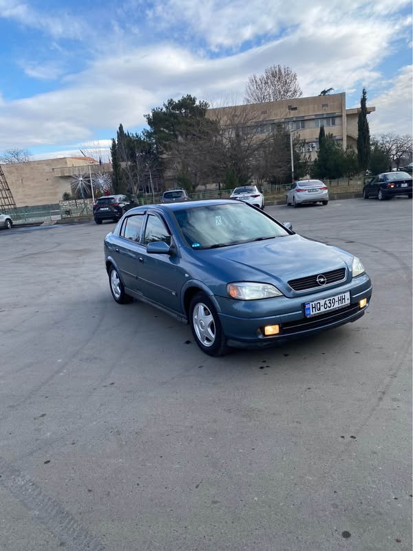 Ավտոմոբիլ 1999