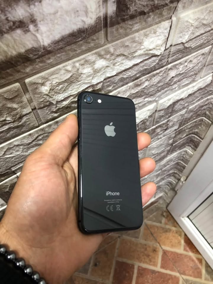Iphone 8 64 gb 73%🔋Zavod tetev — 25,000֏