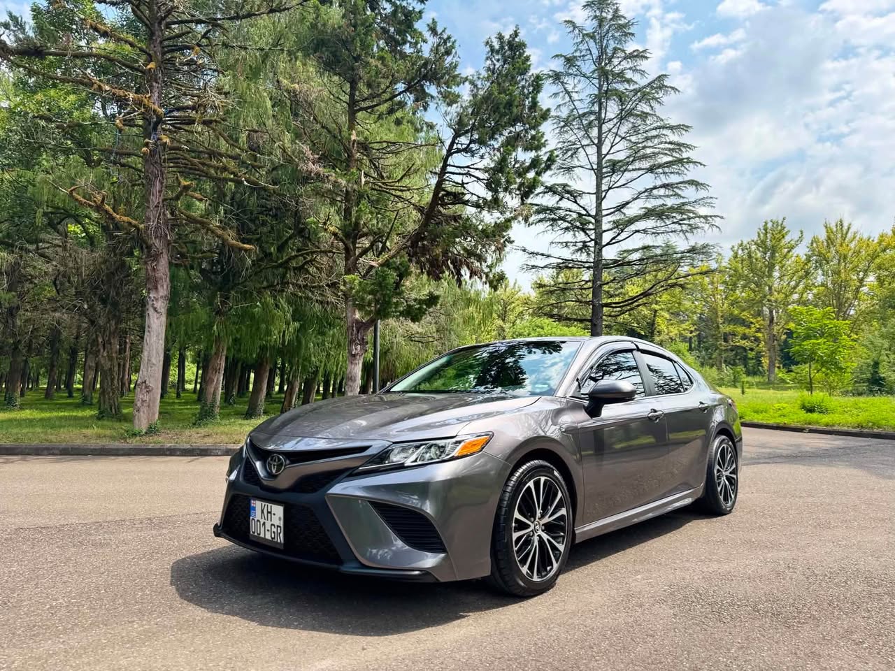 Toyota Camry 2018 — 12,300$
