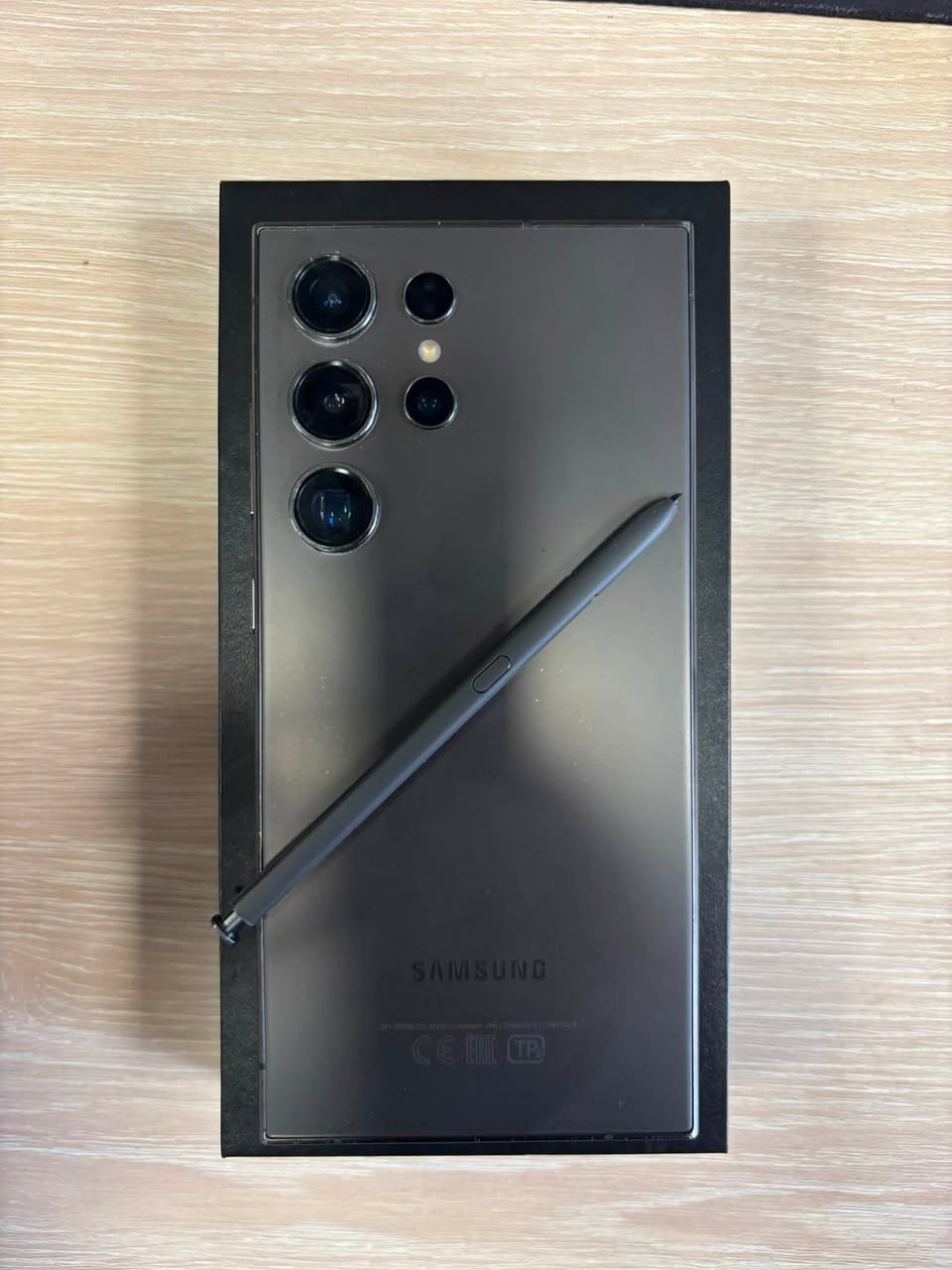 Վաճառվում է Samsung Galaxy S24 Ultra 12/256GB